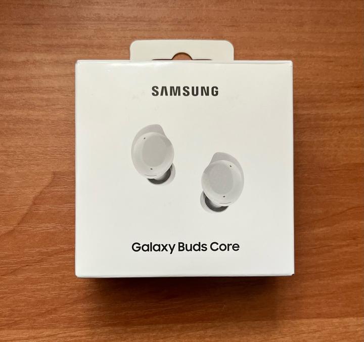 Беспроводные наушники Samsung Galaxy Buds Core
