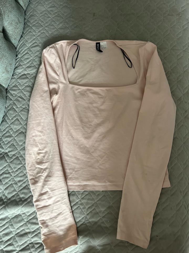 H&M