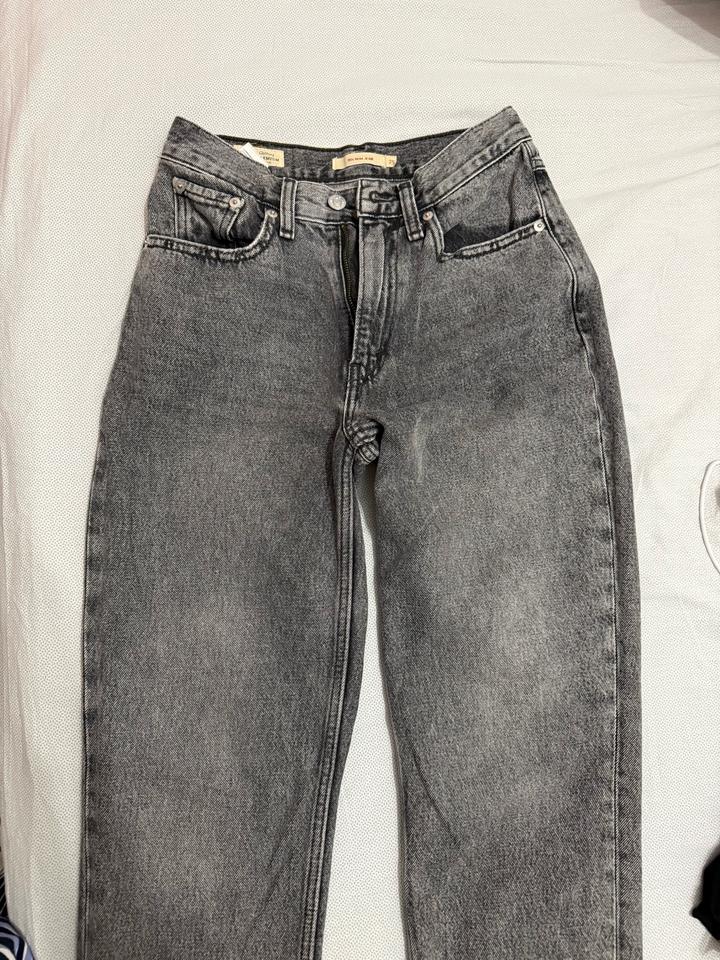 Levi's