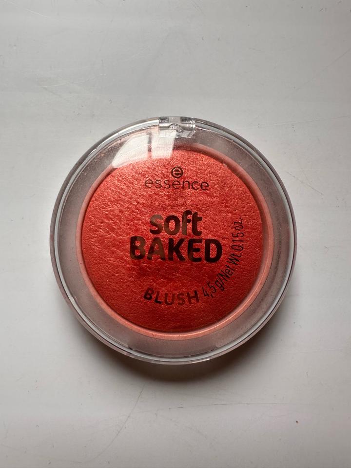 Румяна essence soft baked blush