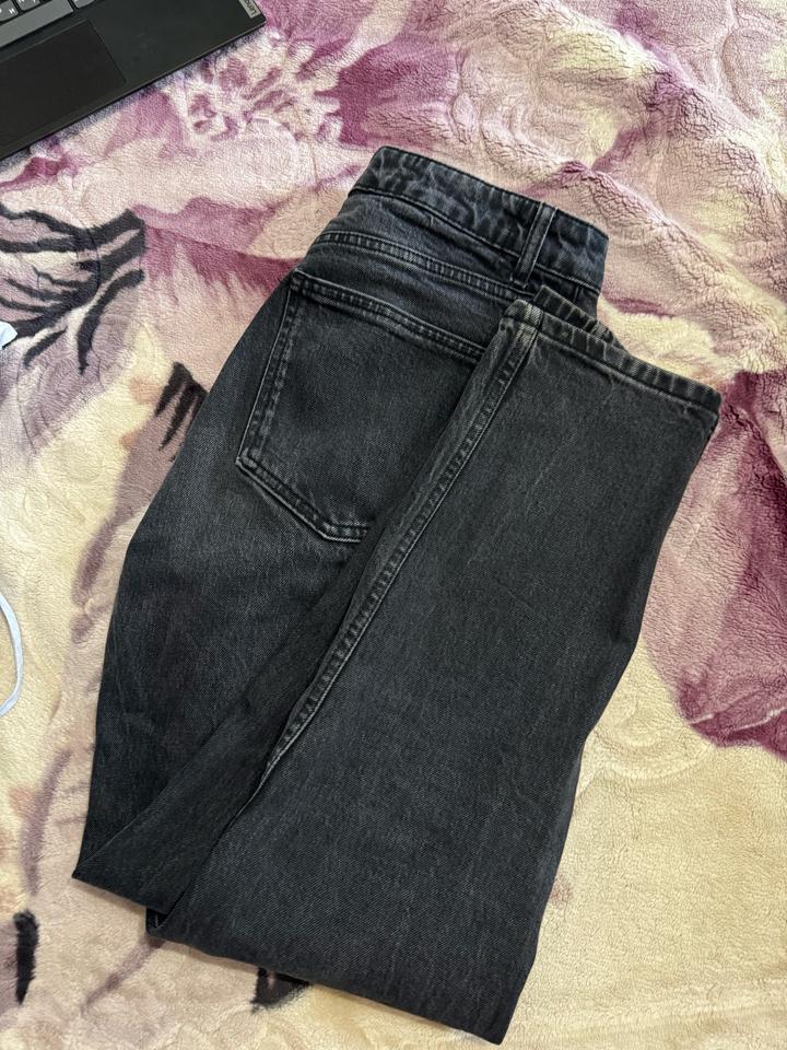 Джинсы Zara