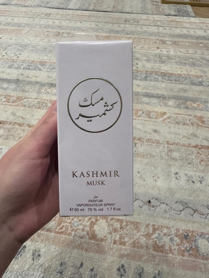 Парфюмерная вода Kashmir Musk