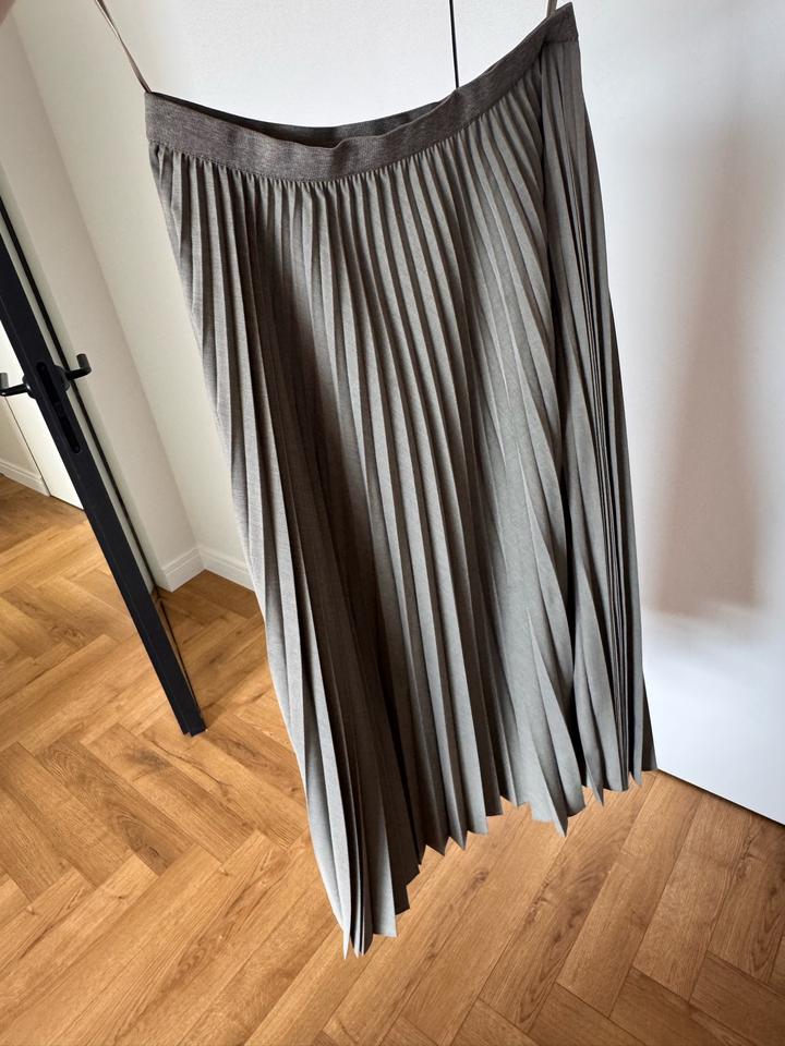 Uniqlo Юбка плиссе