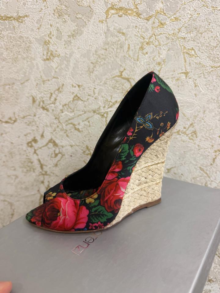 Босоножки на танкетке Gianmarco Lorenzi