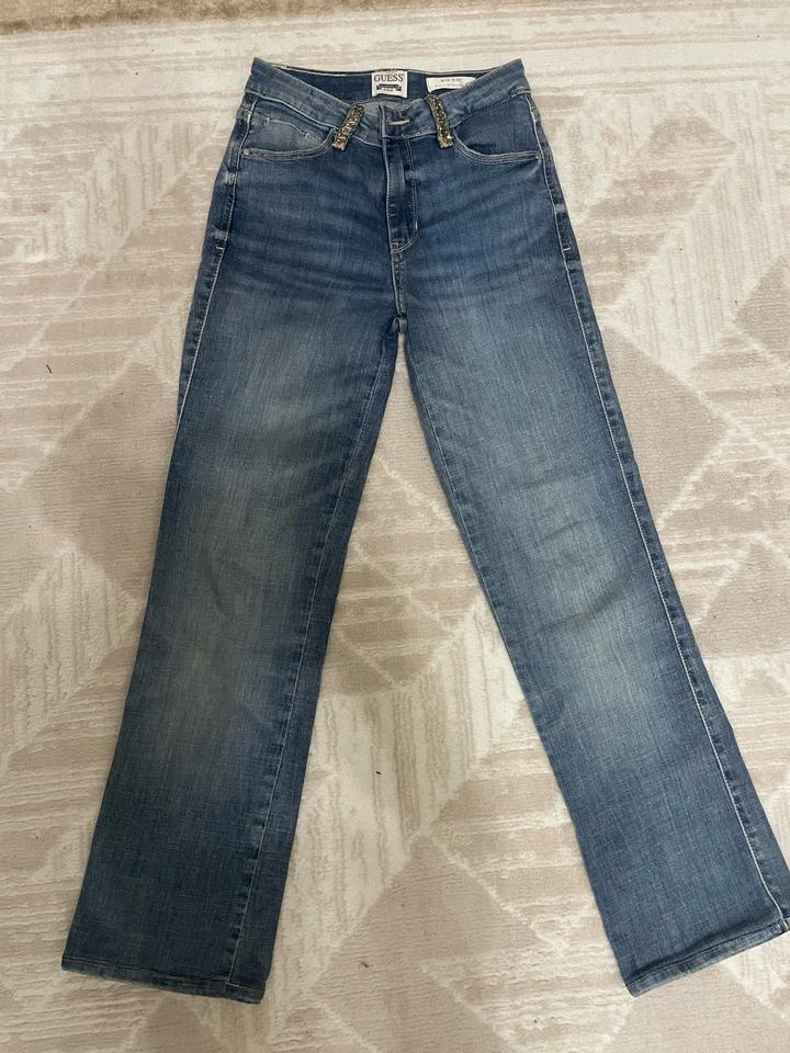 GUESS