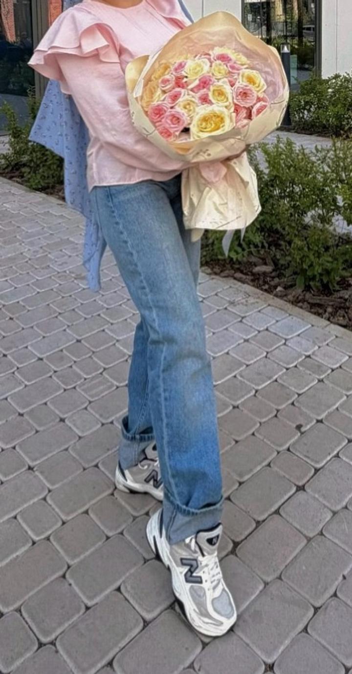 Zara Джинсы прямого кроя