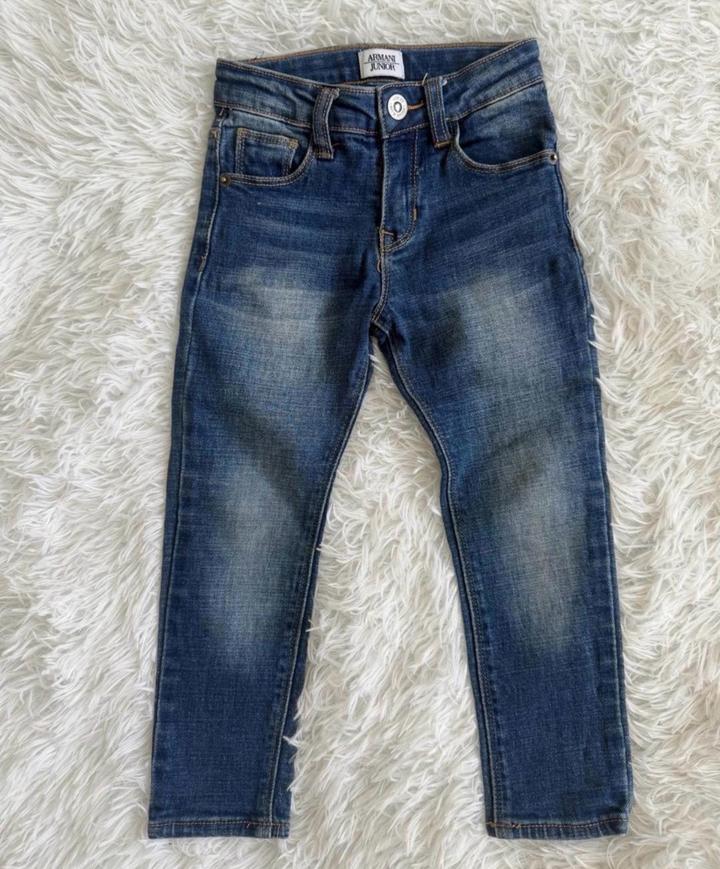 Armani Junior