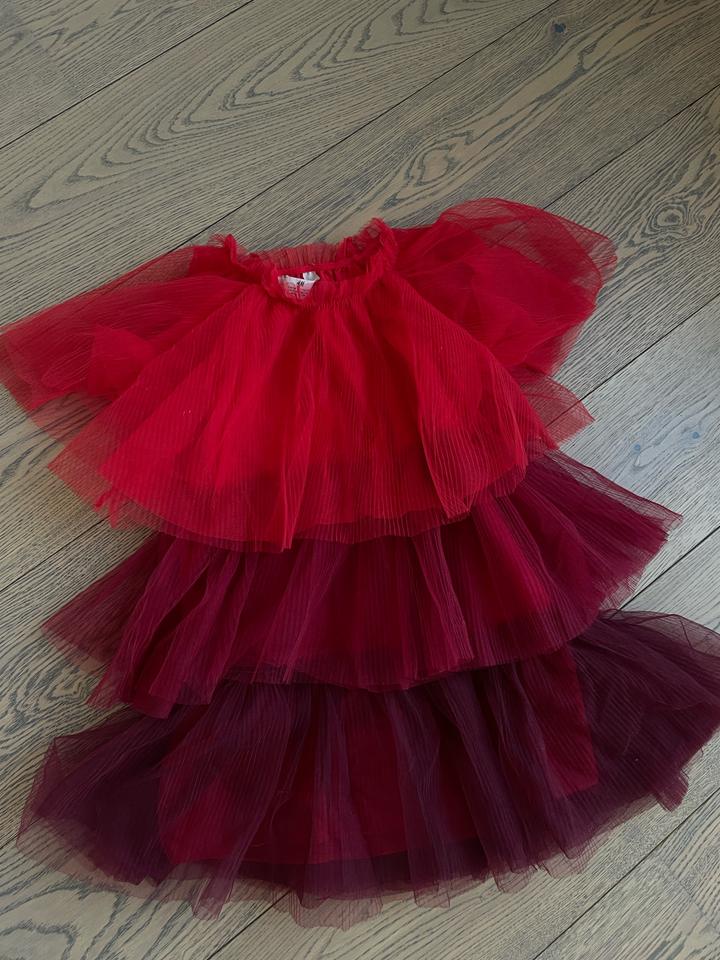 H&M Нарядное платье 7-8 лет (122-128)