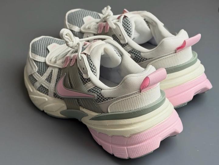 Кроссовки Nike