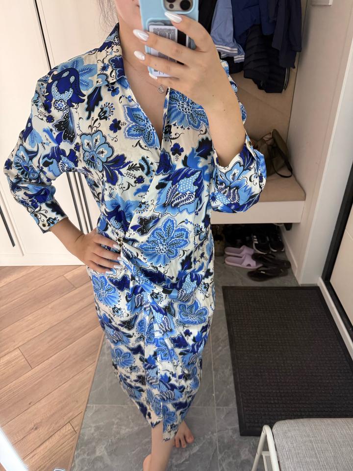 Zara Платье с цветочным принтом и декоративным узлом