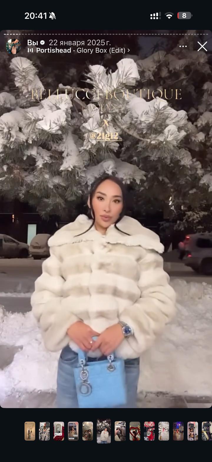 Укороченная шуба из искусственного меха