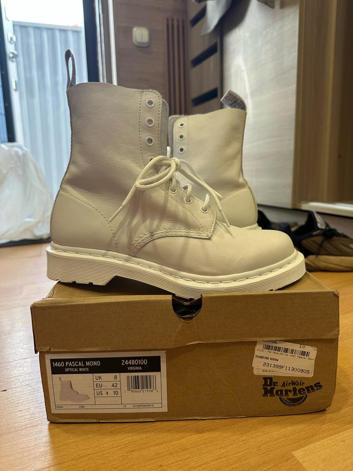 Dr. Martens