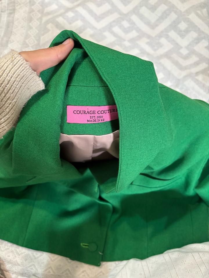 Укороченный жакет COURAGE COUTURE