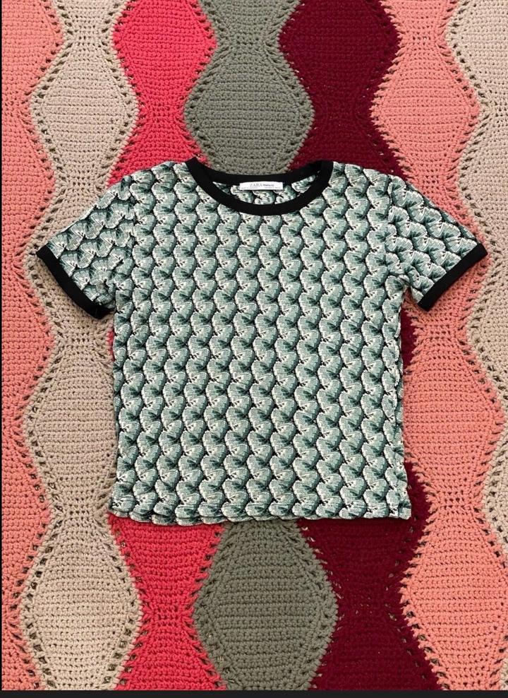 Футболка Zara
