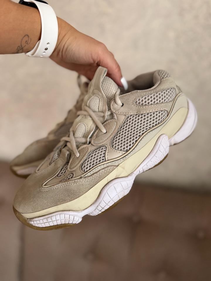 Кроссовки Adidas