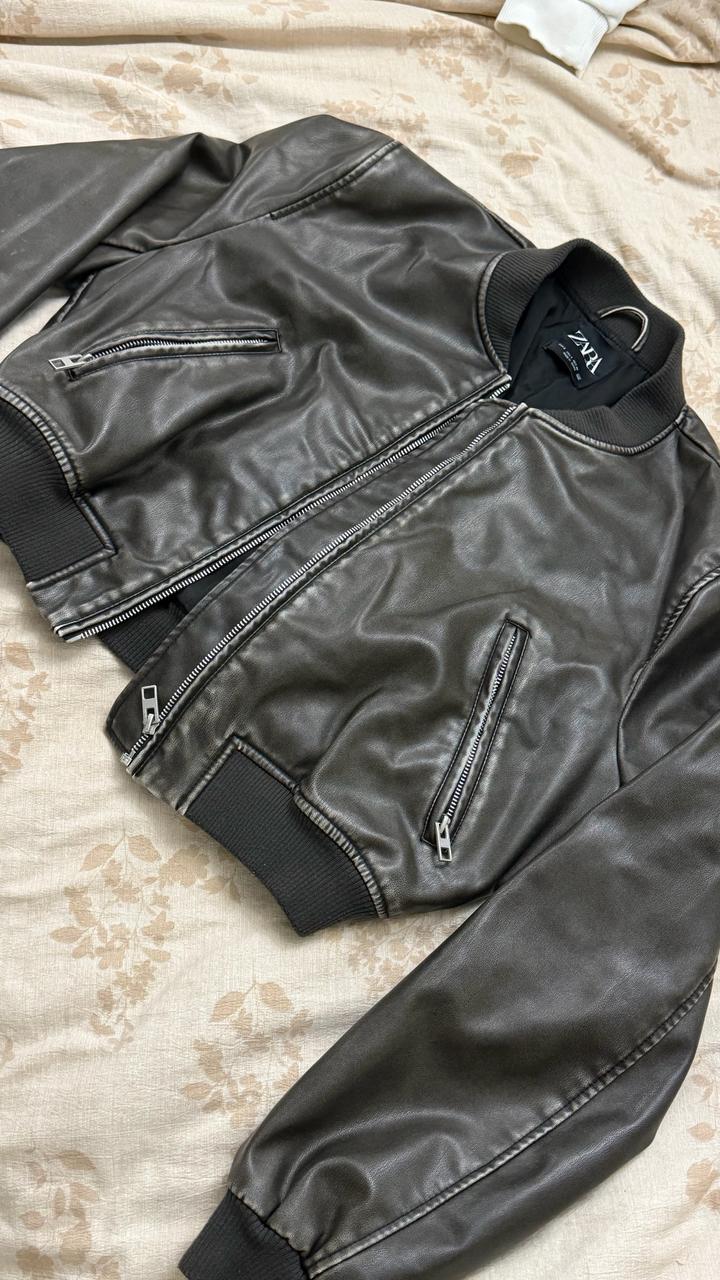 Бомбер ZARA