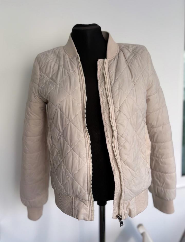 Куртка Stradivarius