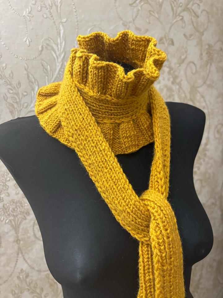 Handmade (ручная работа) Вязаный шарф с воротником