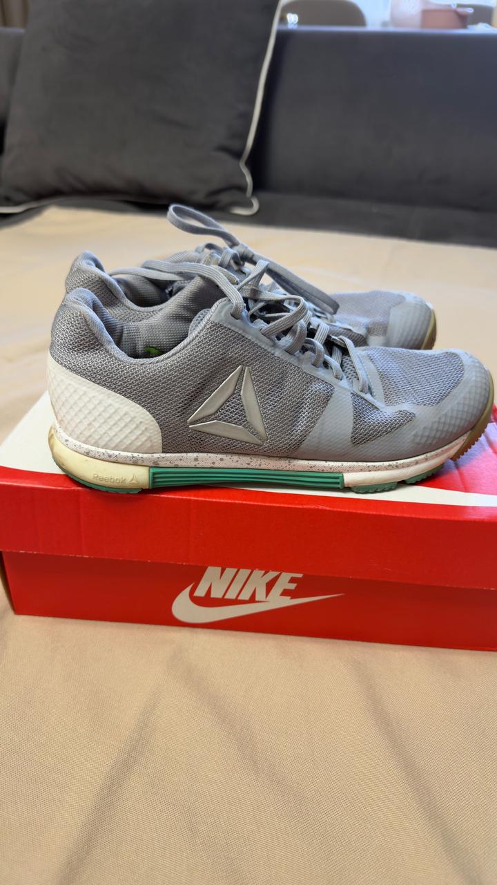 Кроссовки Reebok