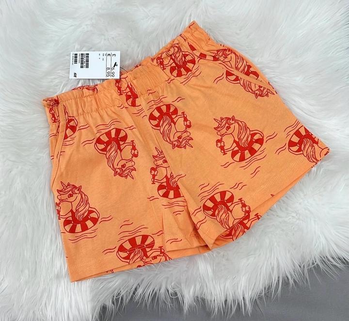 H&M