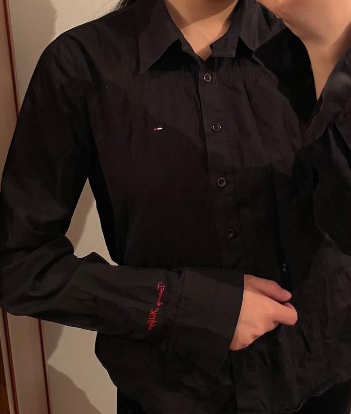 Tommy Hilfiger