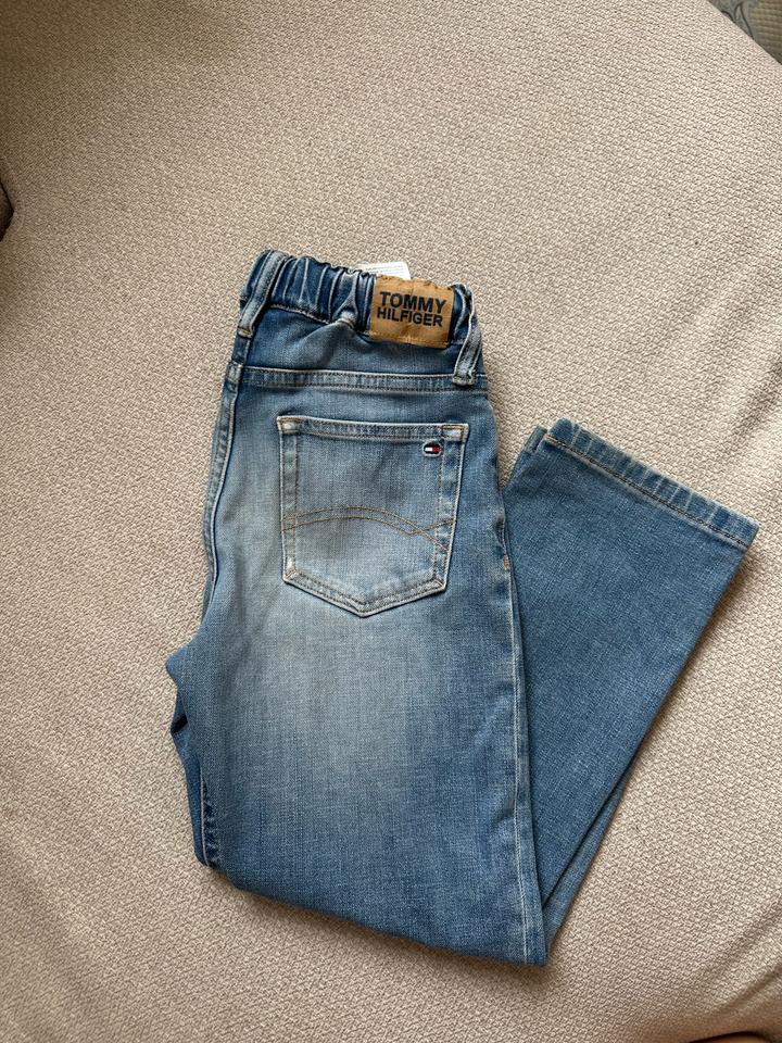 Tommy Hilfiger