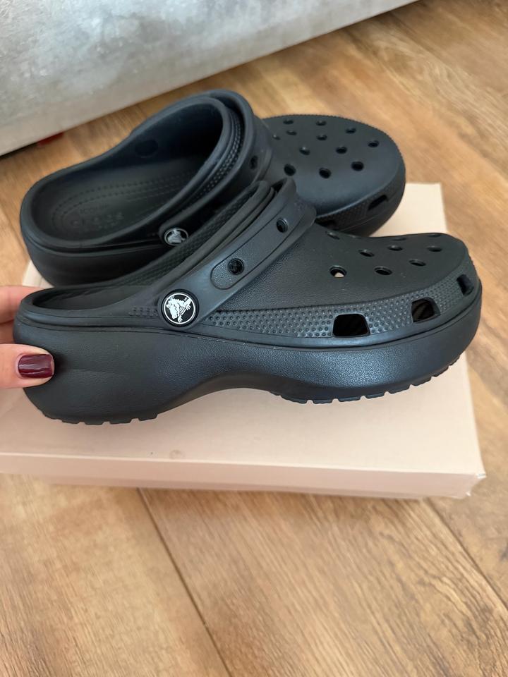 Сабо Crocs на платформе