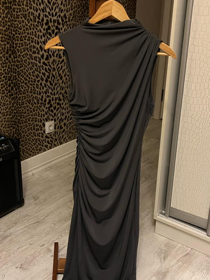 Платье ZARA миди с драпировкой