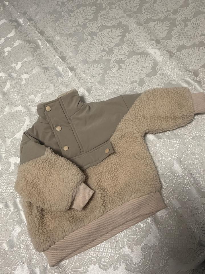 Детская куртка из искусственного меха и плащёвки