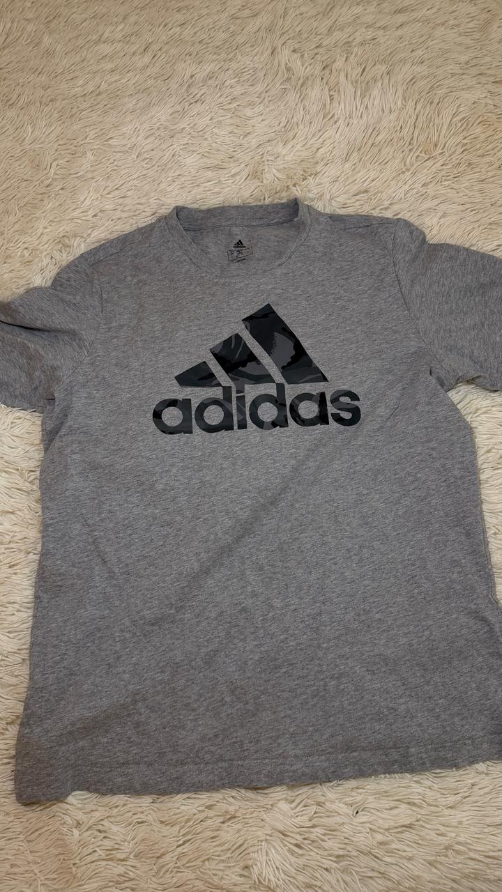 Футболка adidas