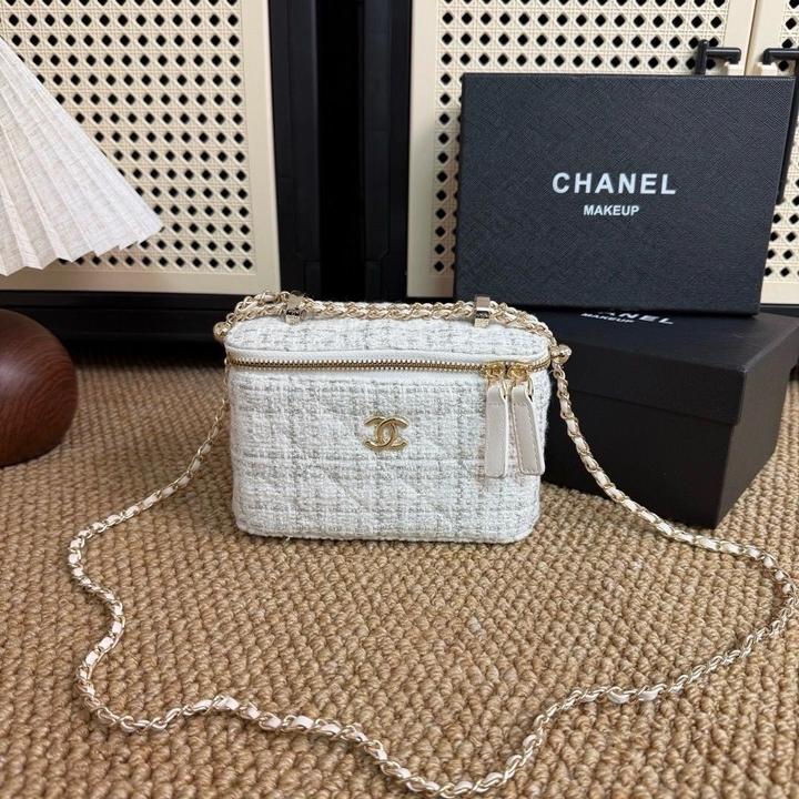 Chanel сумка в твиде