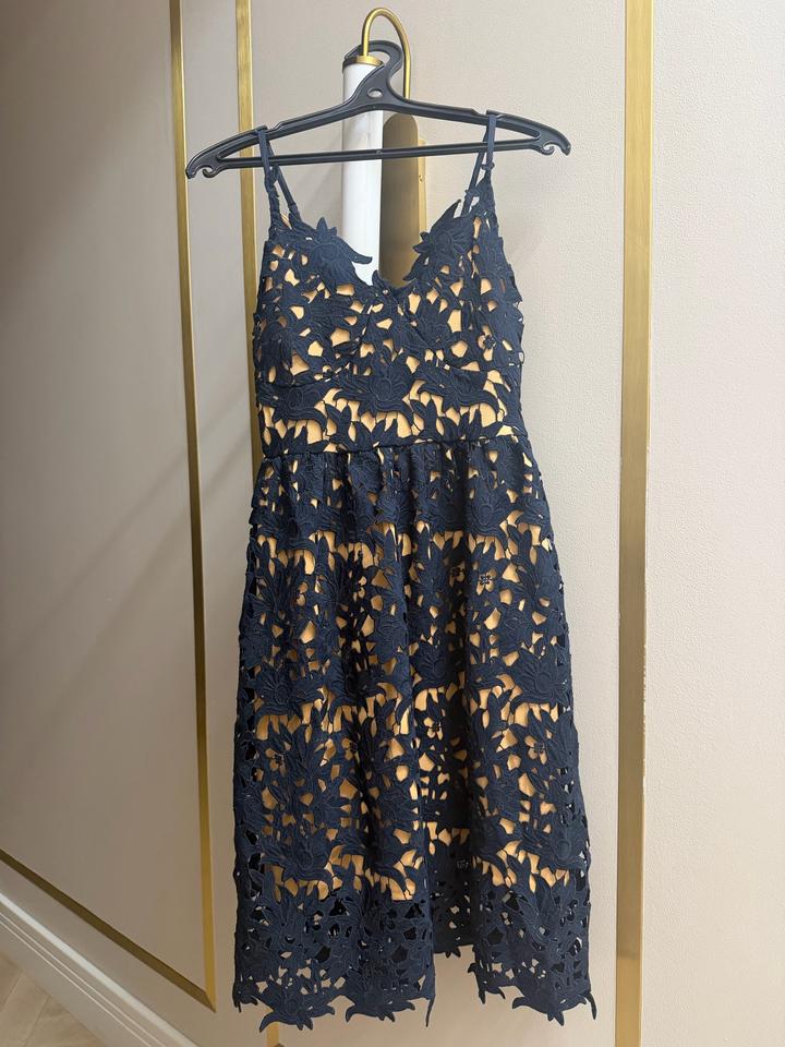 Vero Moda Платье миди на бретельках