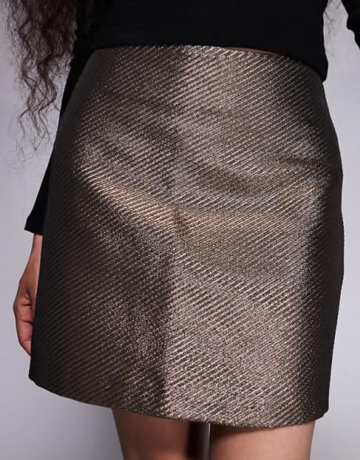 H&M