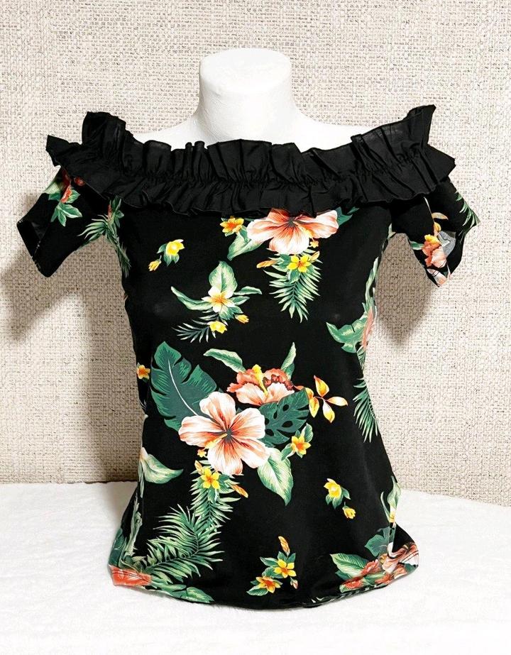 Новый топ футболка р 44-46 Англия Dorothy Perkins хлопок с воланами