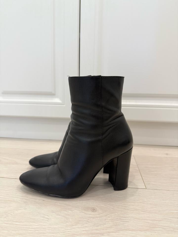 Massimo Dutti