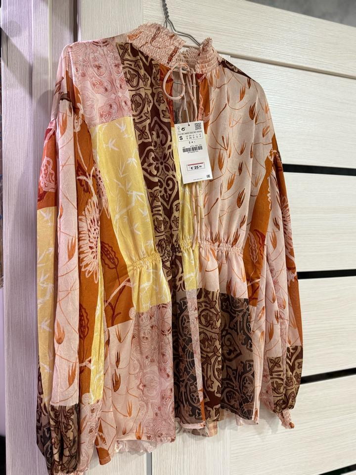 Блуза ZARA с принтом, НОВАЯ