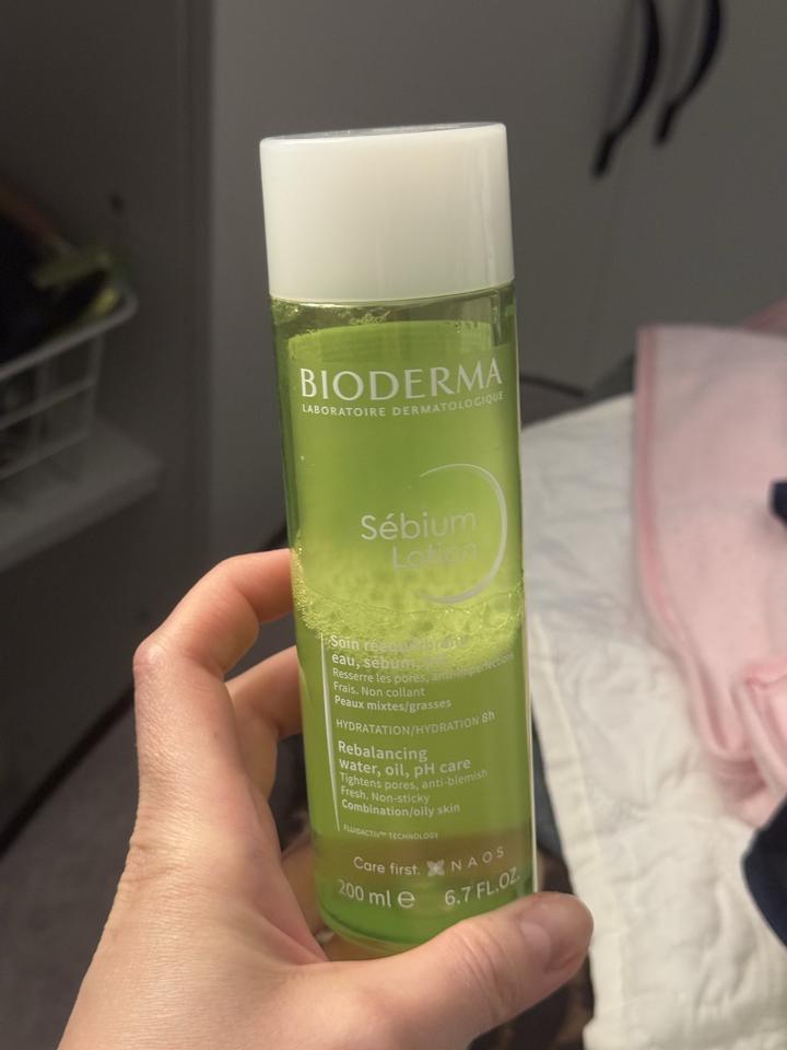 Bioderma увлажняющий тонер для комбинированной / жирной кожи