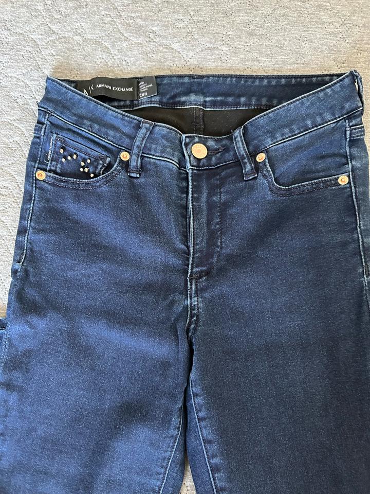 Джинсы Armani Exchange
