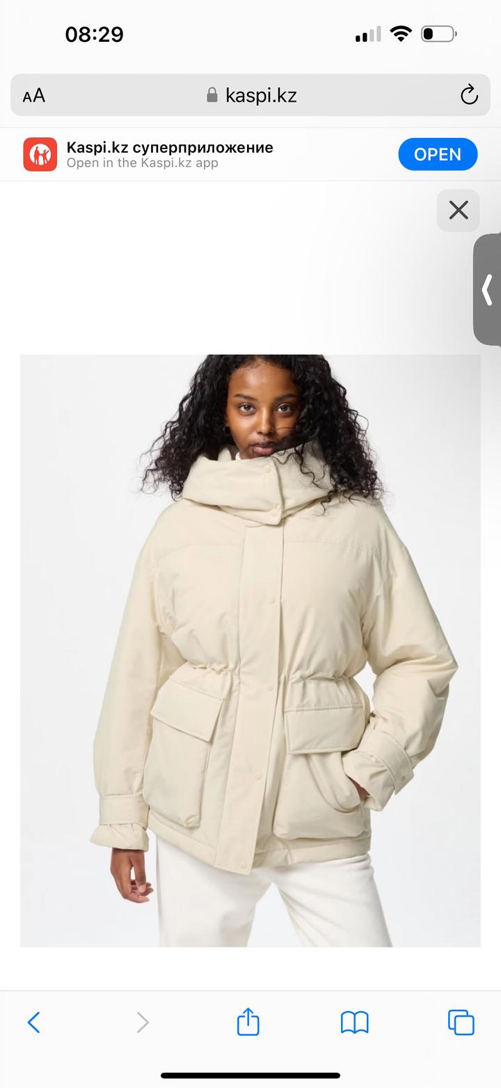 Uniqlo Женская куртка с капюшоном
