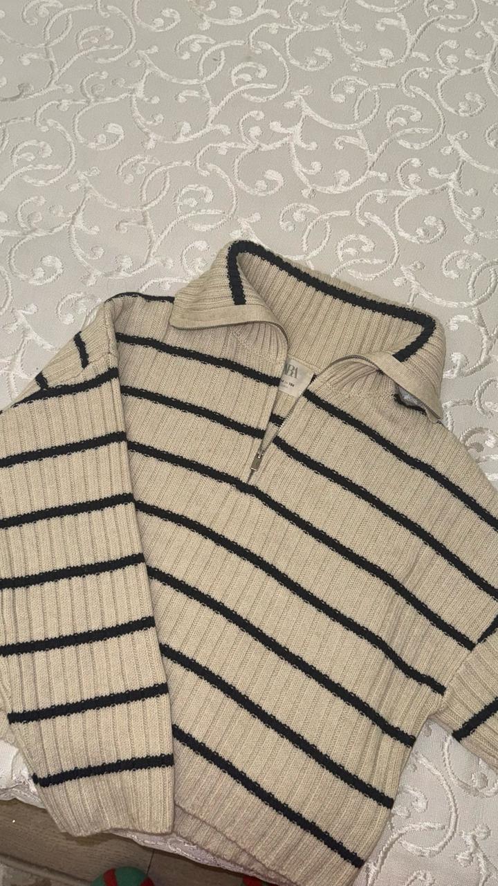 Вязаный свитер в полоску Zara