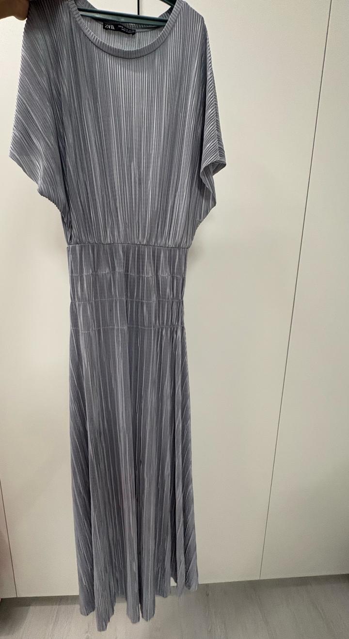 Платье Zara