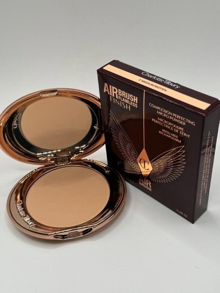Компактная пудра Charlotte Tilbury Airbrush Flawless Finish