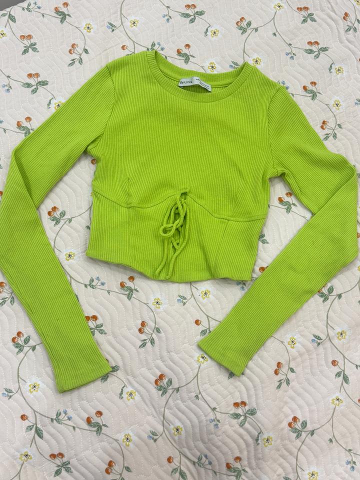 Укороченная кофта Bershka
