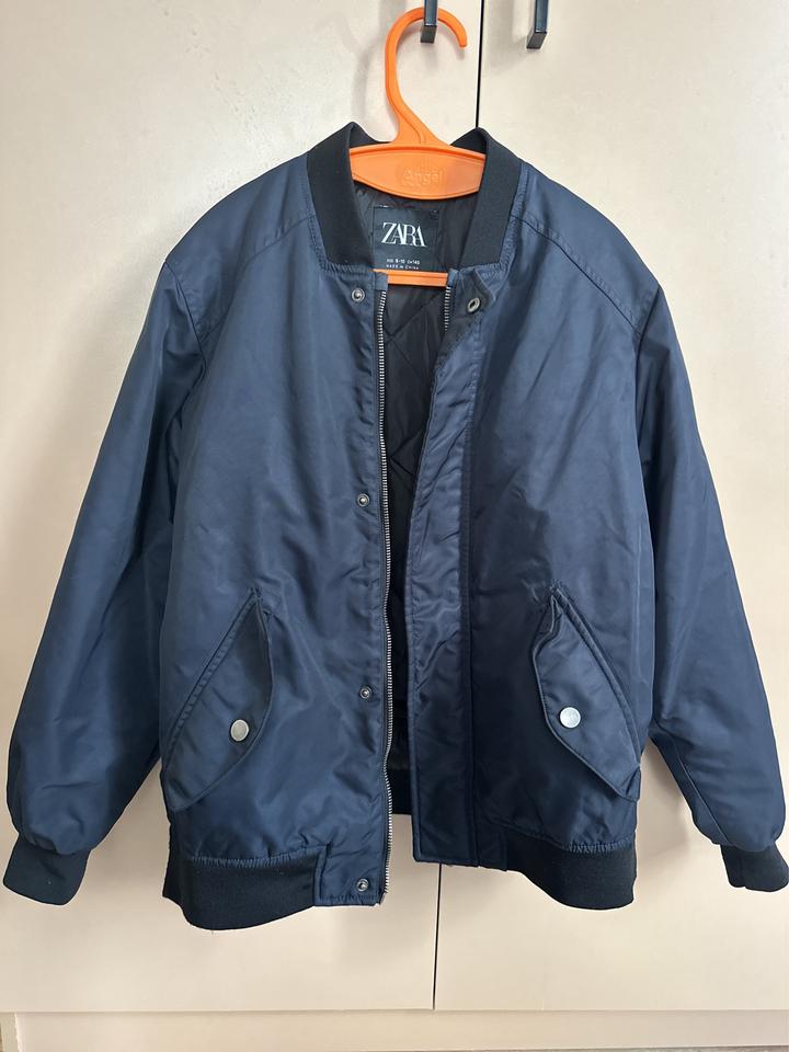 Бомбер куртка ZARA