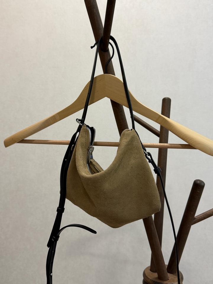 Сумка-хобо Massimo Dutti