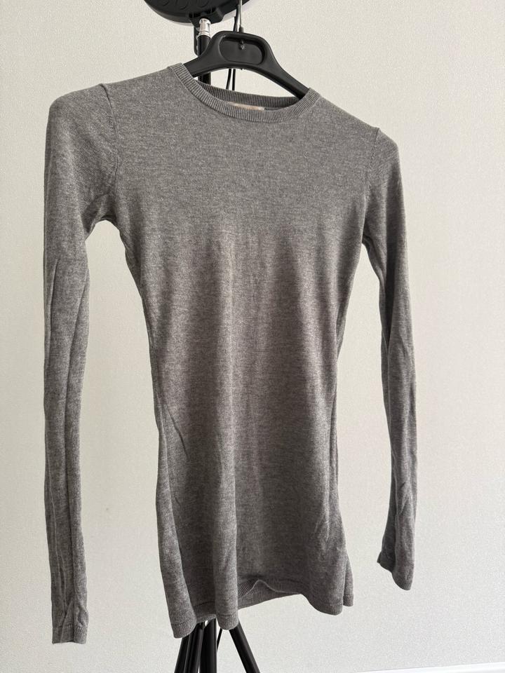Джемпер H&M из вискозы и кашемира