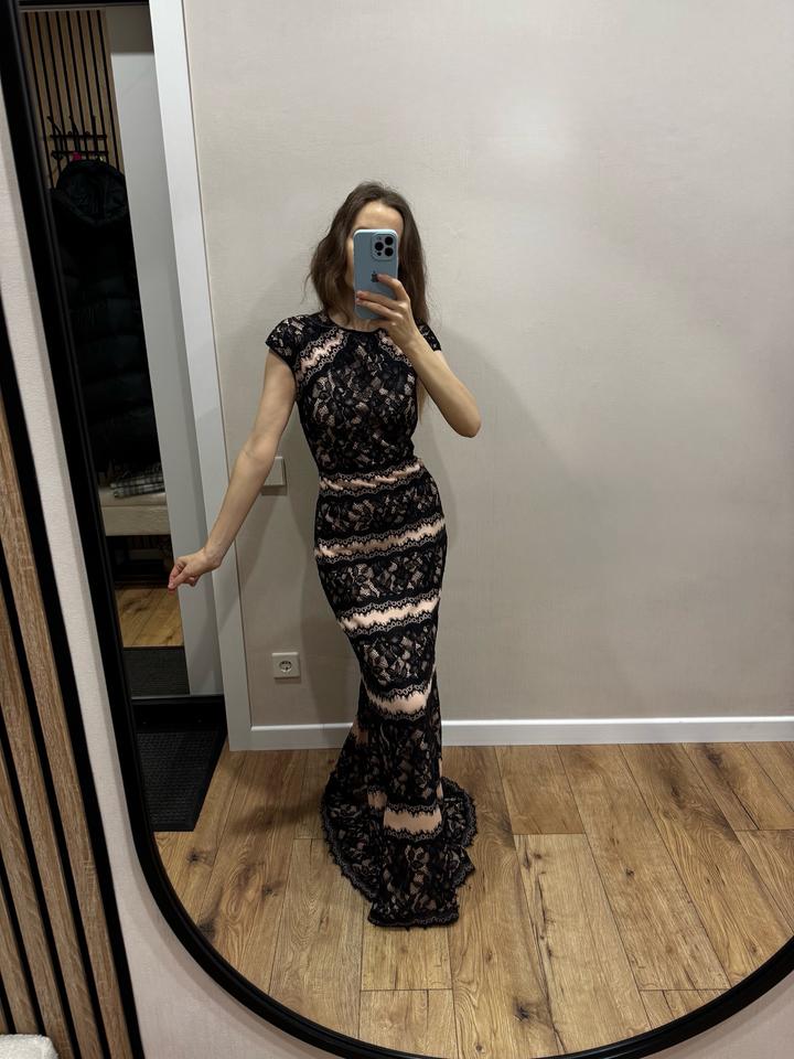 Tadashi Shoji
