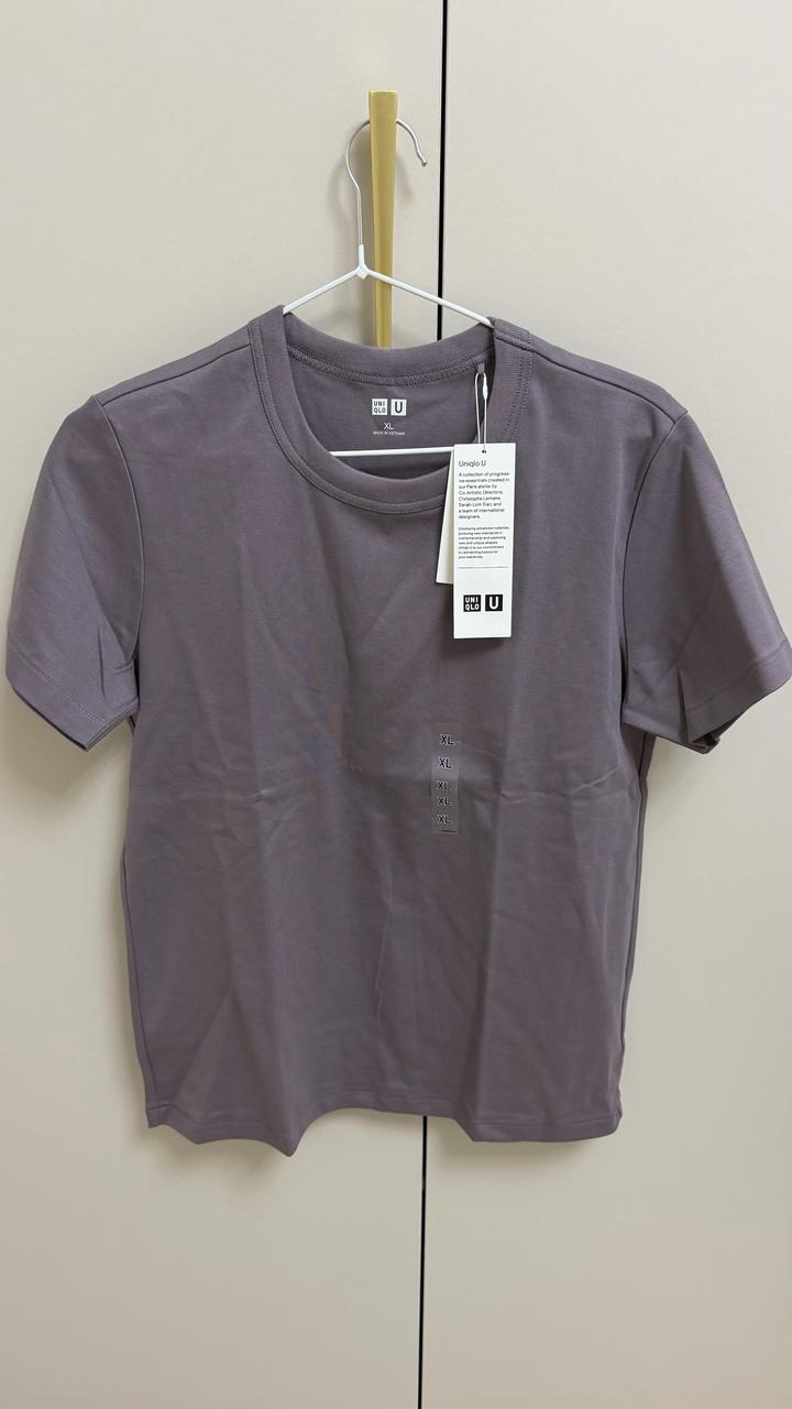 Футболка Uniqlo женская
