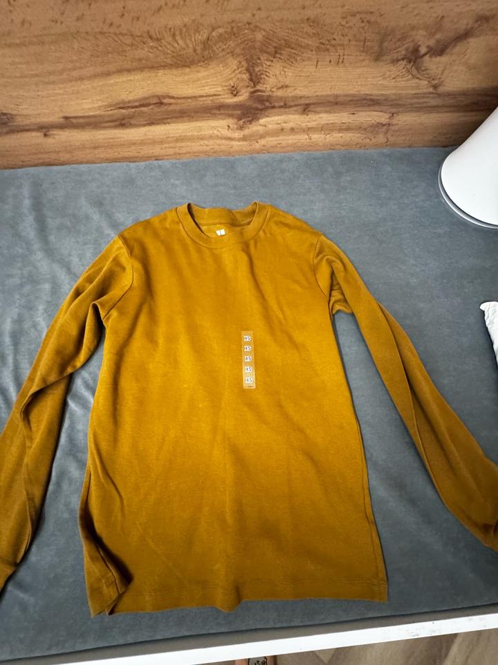 Лонгслив Uniqlo