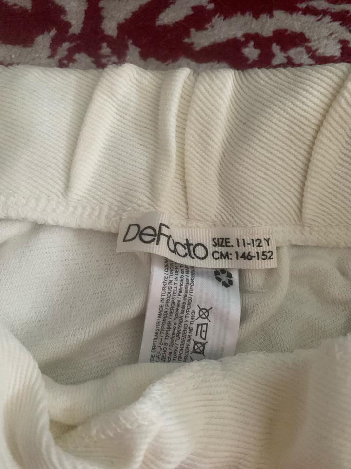 DeFacto